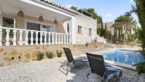 Villa KIP, private pool & jacuzzi surrounded by nature - Foto 3