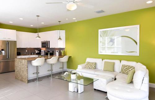 Stylish 3-BR with Private Pool & Conservation View - Foto 7