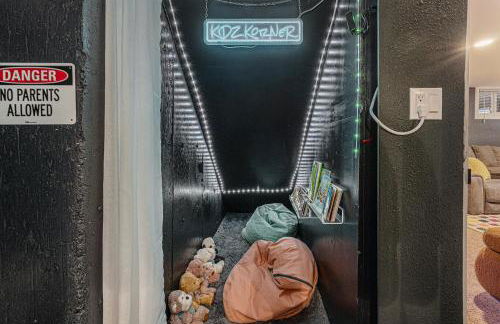 All-In-One Retreat Spa, Gym, Fun Room & Location! - Foto 50