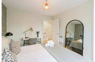 Your London Home: 1BR Flat with Modern Amenities - Foto 40