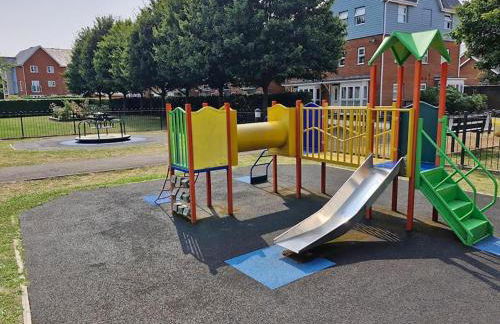 Redhill,Sleeps9,Parking,17minsLGW30 to London - Foto 41