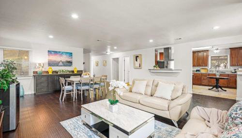 Spacious Retreat w Large Kitchen & Outdoor Patio - Foto 2