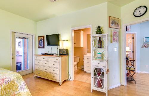 Ocean-View Balcony! Coastal Haven in Crystal Beach - Foto 13