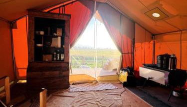Colorado Getaways in this Lovely Safari Tent on Working Sheep Farm in Longmont - Foto 5