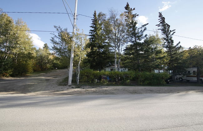 Lakefront Cottage in Manitou Beach - Photo 36