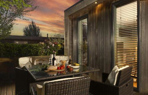 Blackbird Lodge, Strawberryfield Park - Free Parking, Hot tub, pets allowed - Photo 26