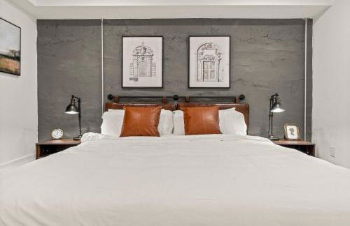 SLEEP 8 Outdoor Patio-Old City- 2 NEW Townhouses - Foto 27