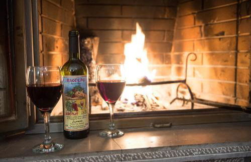 La Petri Studios with Fireplace & View - Foto 16