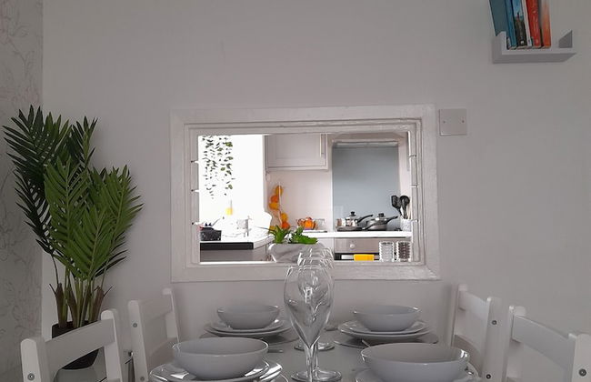 Whole Apartment With Balcony, Breakfast & Parking - Foto 19