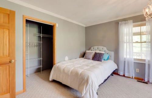 Game Room and On-Site Pond Laurelville Retreat! - Foto 16