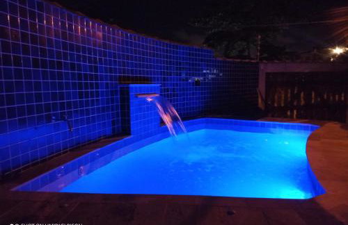 Casa com piscina , churrasqueira, Wi-Fi, em rua de Areia à 1km da praia, bairro sussegado, proíbido uso de som extremamente alto ideal para descansar - Foto 1