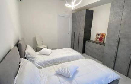 Tiburtina Flats - Photo 12