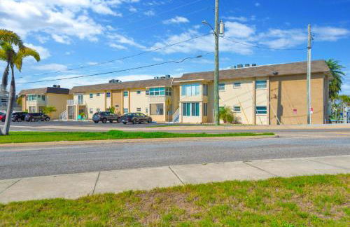 Where the Sun Meets the Water - Foto 34