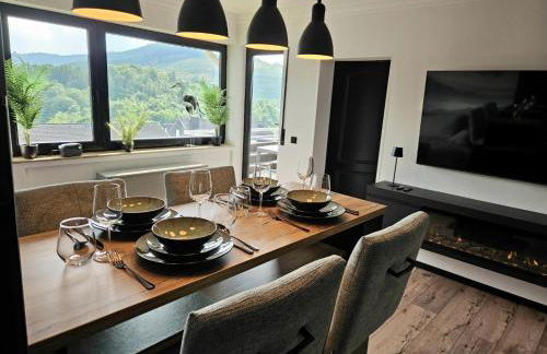 Gipfelpanorama Winterberg mit Berg- und Seeblick, Boxspringbett mit ausfahrbarem TV - Foto 2