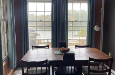 Private Riverfront Retreat - Foto 36