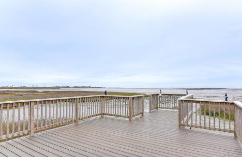 Walk to Beach! Bayfront Coastal Gem in Gilchrist - Foto 25
