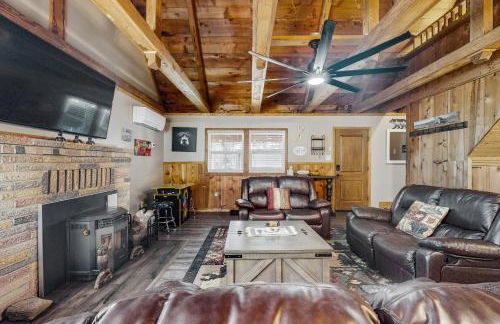 Little Cozy Cabin - Photo 4