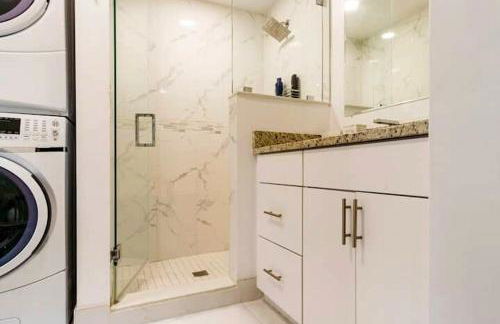 4BD 2BA - Black&White ArtBNB - Antique Row WPB - Foto 14