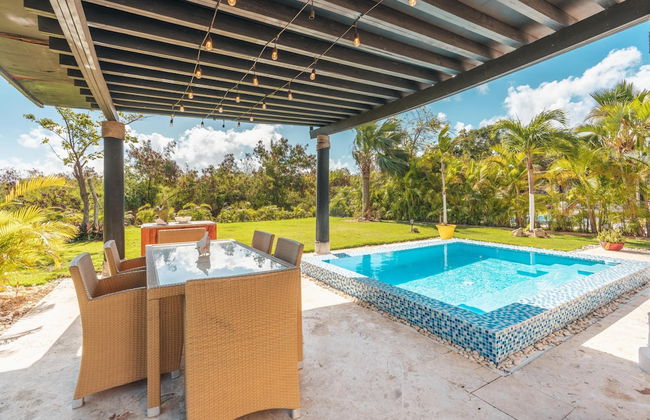 Bungallow With Private Backyard and Pool - Foto 17