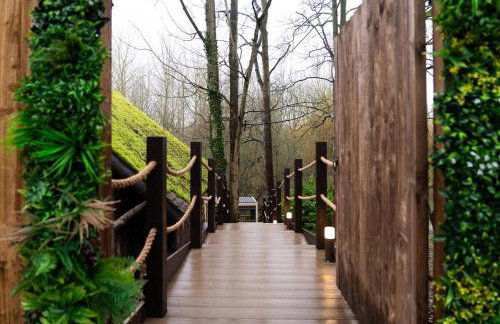 Tree House - Luxury Riverside Escape! - Foto 6