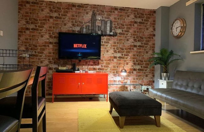 New Cross Mews 4 Bedroom 2 Bathrooms Fast Wifi Parking Sleeps up to 12 - Photo 21