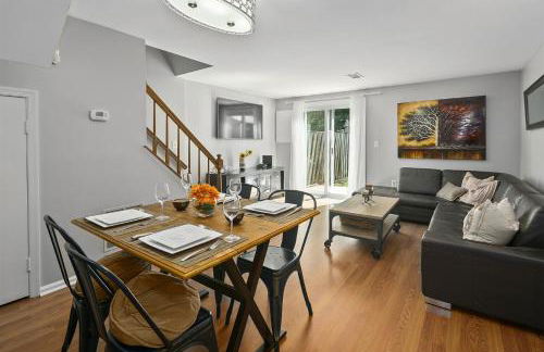 Townhome in No VA, 40 Mins to DC, Pets OK, Fast WiFi - Foto 3