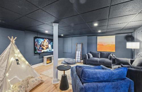 Minutes to Beaches - Home Theater, Couples Retreat - Foto 27