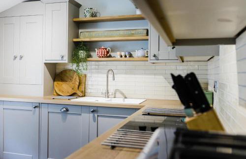 May Tree Cottage Manorbier 5 mins from the beach Sleeps 4 - Foto 33