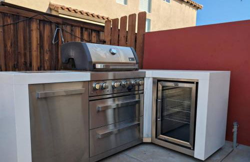 The Desert Jewel Pool Spa And Coachella Retreat - Photo 42