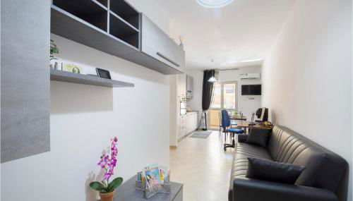 Beautiful Apartment In Caulonia Marina - Foto 3