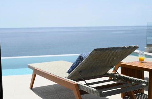 Rozites Luxury Beachfront Villa, By Hellocrete - Foto 6