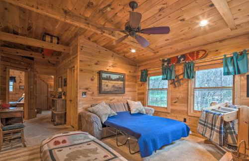 Lake Lure Log Cabin with Grill, Near Hiking! - Foto 21