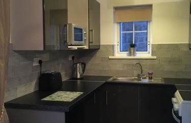 Binnian Gateway - Photo 13