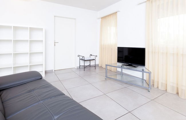 Swiss Star Wiedikon - Foto 17