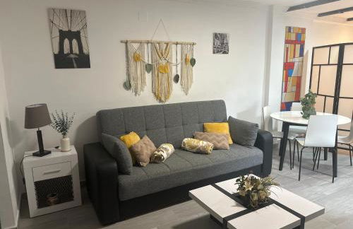 Espectacular Loft con piscina Comunitaria junto al mar Málaga - Photo 8