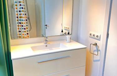 Casa con jardín a 45 metros de la playa. ES. - Foto 9