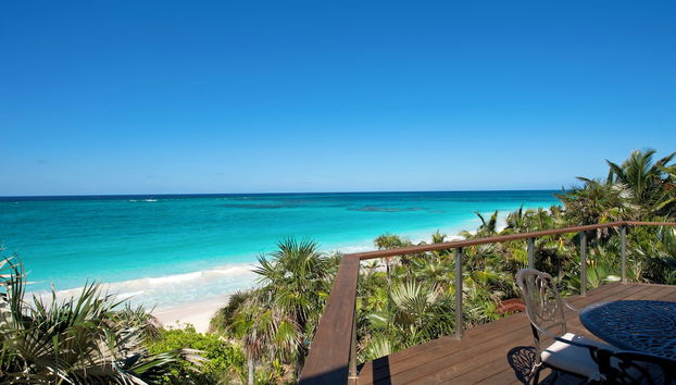 Coastal Luxury: New Beachfront House With Pool - Foto 5, Terraza o patio