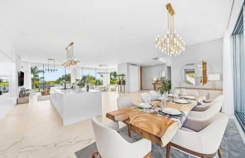 Luxury Villa with Heated Pool & Jacuzzi Near Costa Adeje Golf - Photo 24