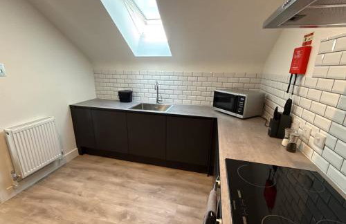 Penthouse 2 bed 1 bathroom property in centre - Foto 5