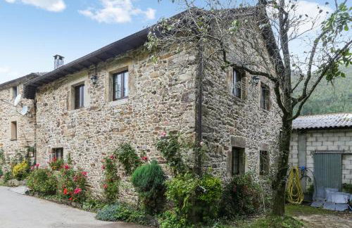 Spacious House with Jacuzzi, Mountain View near Tineo - Foto 1