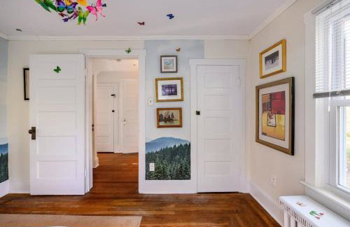Charming & Whimsical Historic River Home - Photo 39