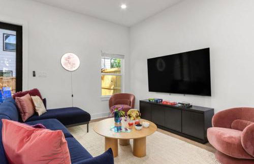 Chic 4BR Getaway Near NRG TMC - Foto 12