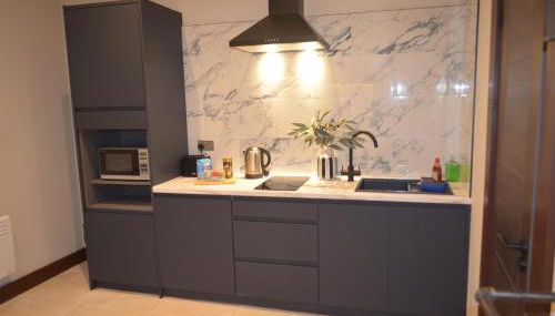 Afan Valley Hotel Suites Stylish Contractor Stay with Free Parking & Fast WiFi - Foto 4