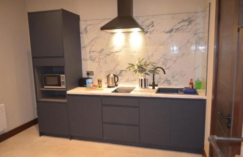 Afan Valley Hotel Suites Stylish Contractor Stay with Free Parking & Fast WiFi - Foto 4