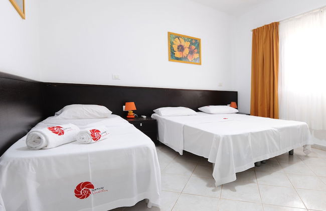 Nautilus Aparthotel - Photo 6