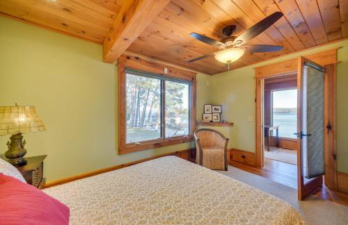 Luxurious Lakefront Paradise in Scottsboro with Dock - Foto 19