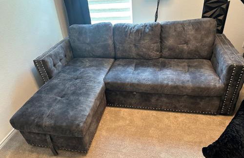 Cozy Stay with Pool Relax with Easy Access to Highway - Foto 24