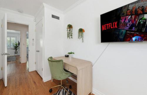 Heated Pool Oasis Close to Attractions - Foto 24