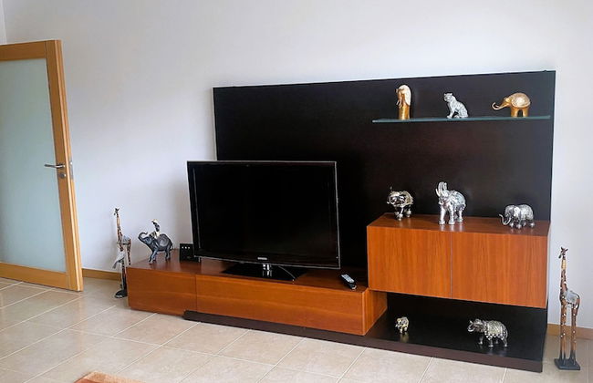 3 Bedroom Flat Aguiar - Photo 24