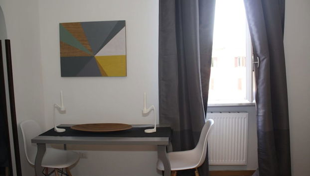 Home2Rome - Trastevere Reale - Foto 4, Servicio de comidas en la habitación